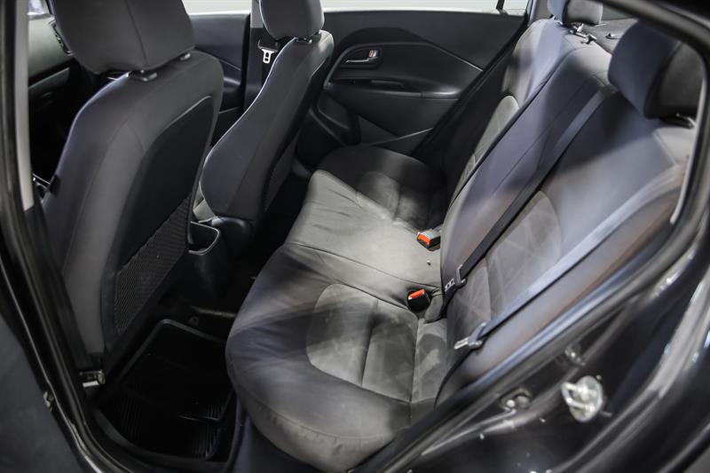 kia Rio 2015 - 24