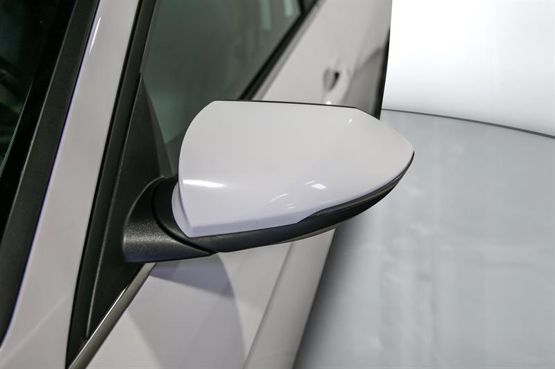 hyundai Elantra hybride 2023 - 12