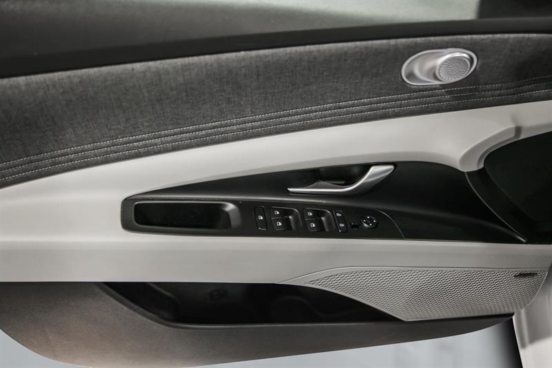 hyundai Elantra hybride 2023 - 13