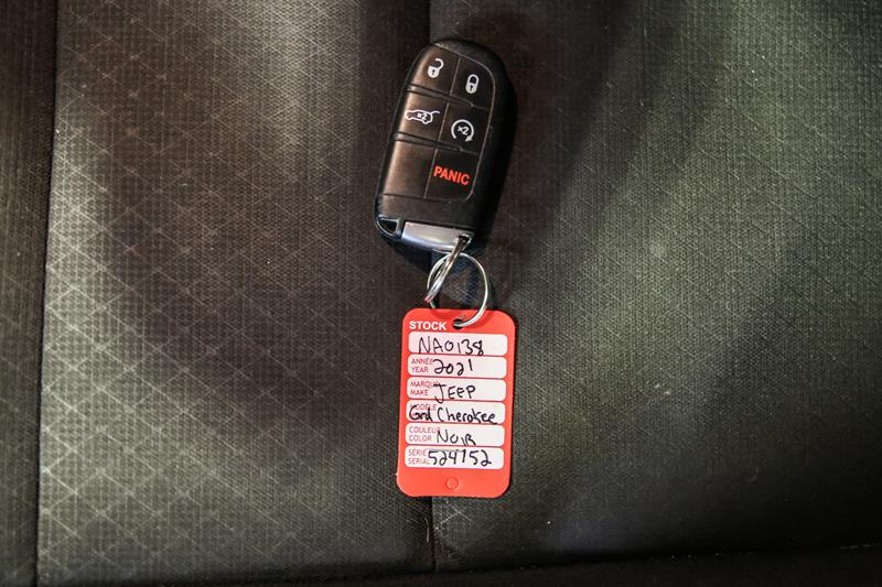 jeep Grand Cherokee 2021 - 28