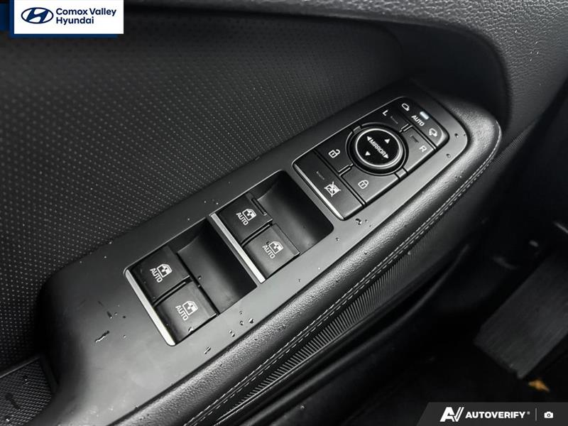 hyundai Genesis 2015 - 24