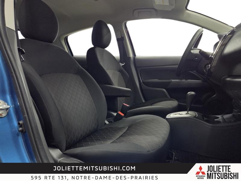 mitsubishi Mirage 2023 - 23