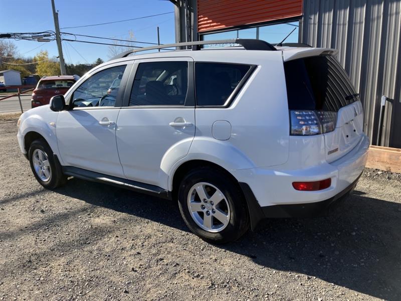 mitsubishi Outlander 2012 - 3