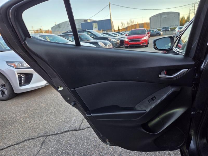 mazda Mazda3 2014 - 24