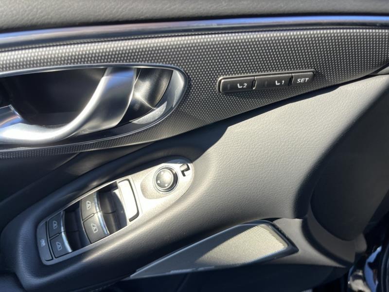 infiniti Q50 2017 - 10