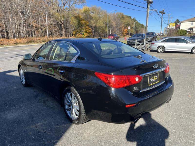 infiniti Q50 2017 - 12