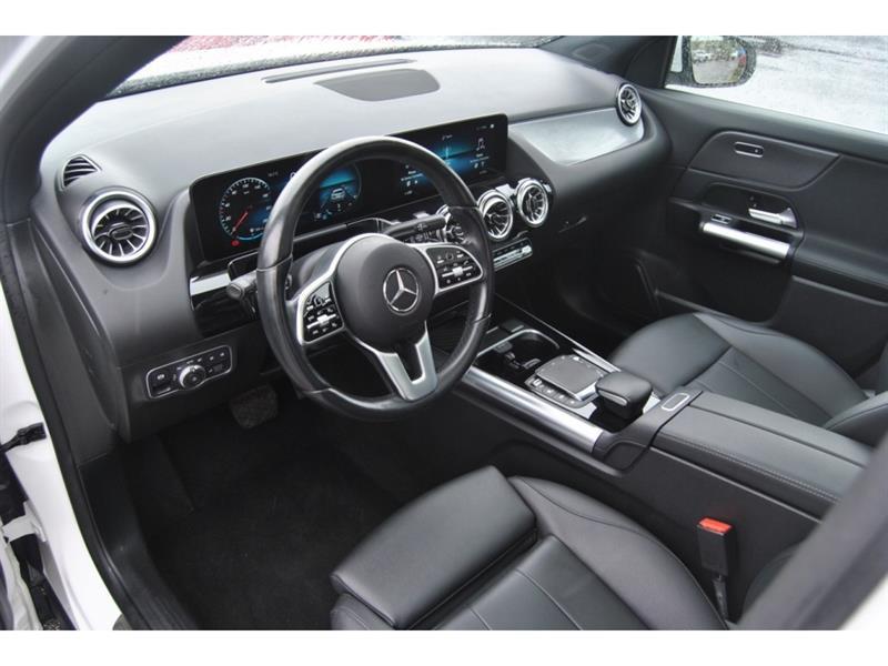 mercedes-benz GLA 2023 - 13