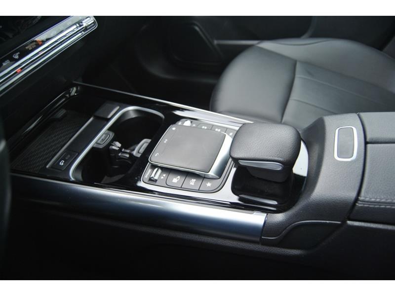 mercedes-benz GLA 2023 - 22