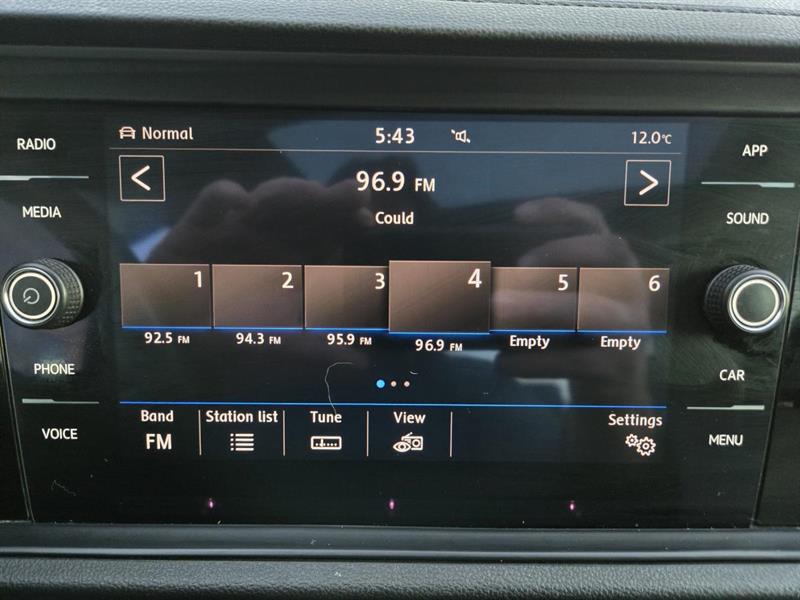 volkswagen Jetta 2019 - 23