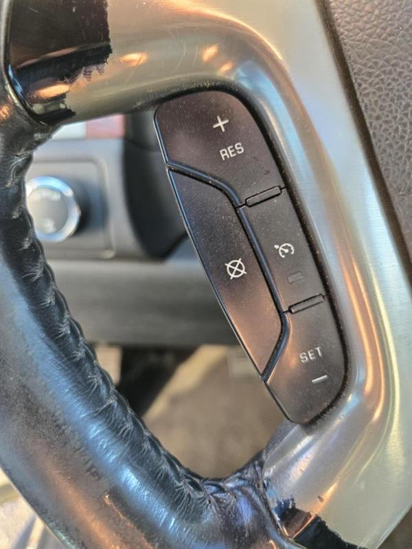 gmc Yukon XL 2011 - 25