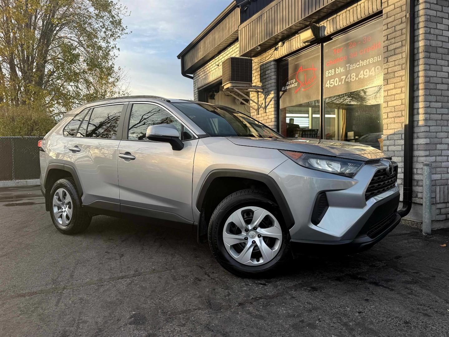 toyota RAV4 2021