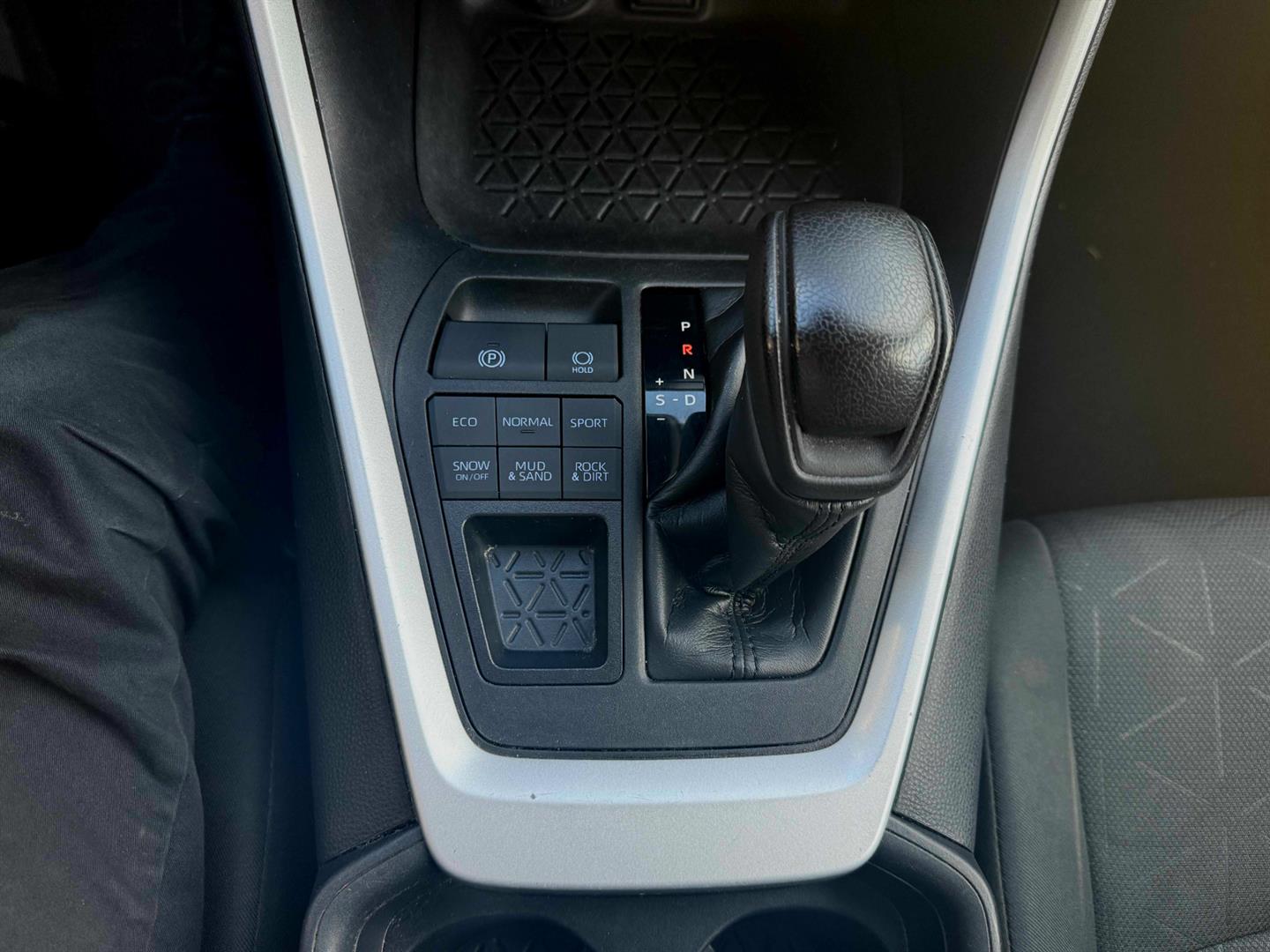 toyota RAV4 2021 - 17