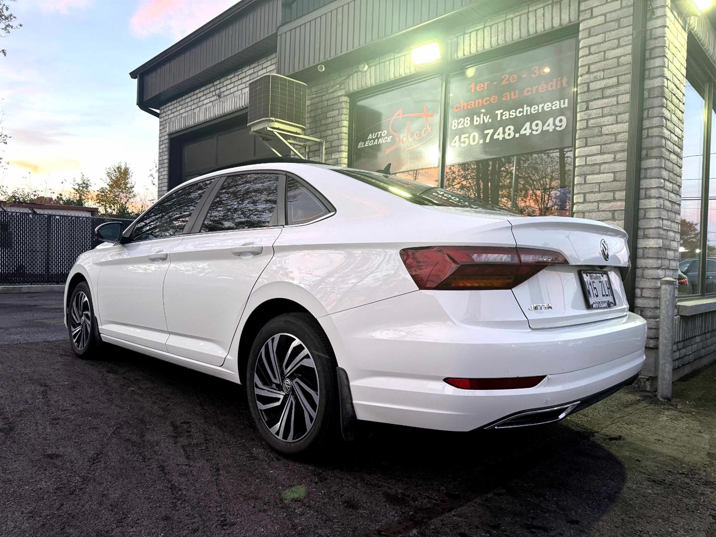 volkswagen Jetta 2019 - 12