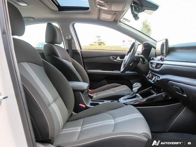 kia Forte 2023 - 29