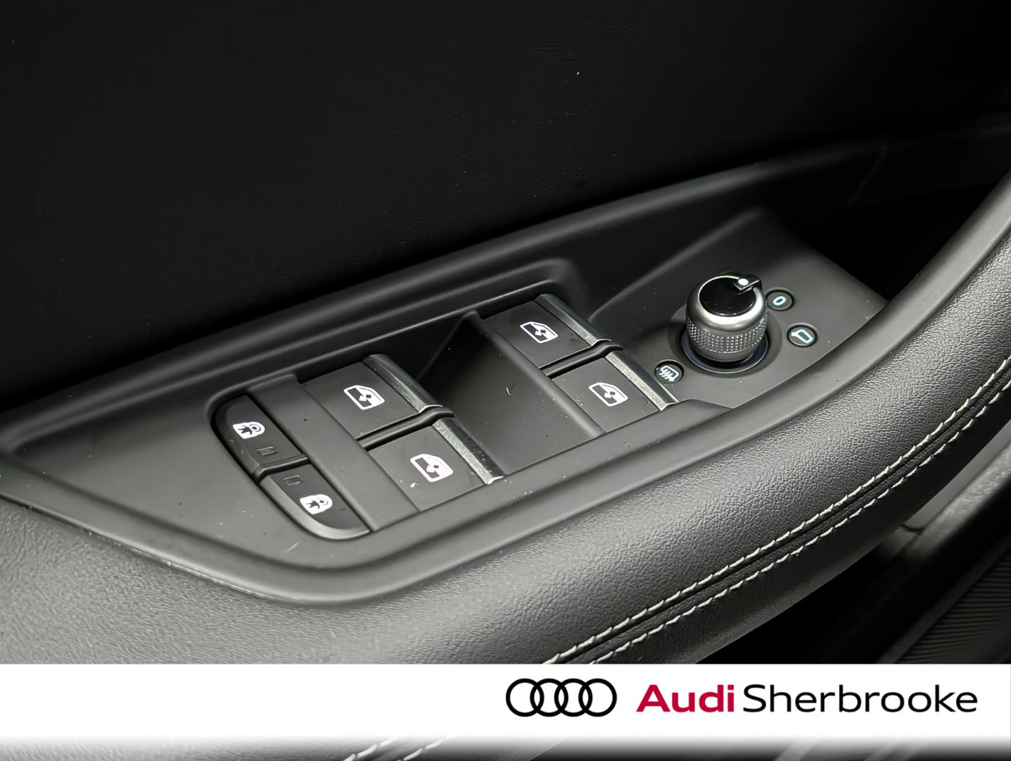 audi berline A4 2023 - 25