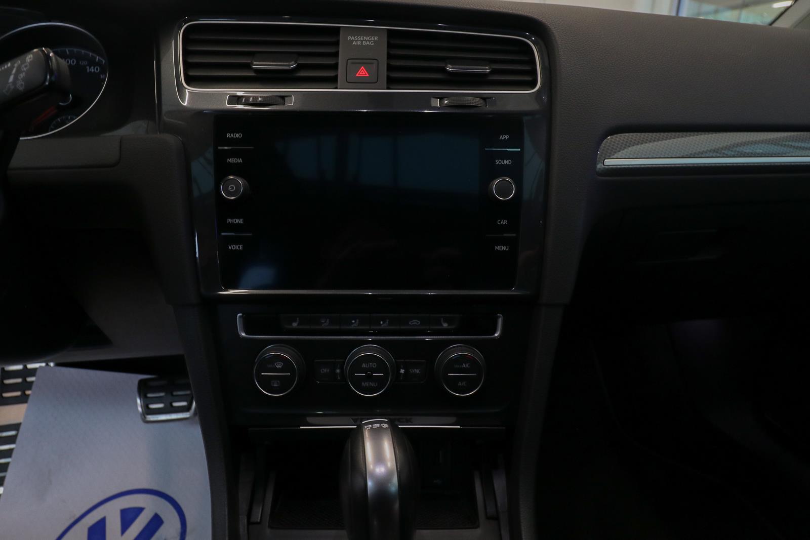 volkswagen Golf Alltrack 2019 - 16