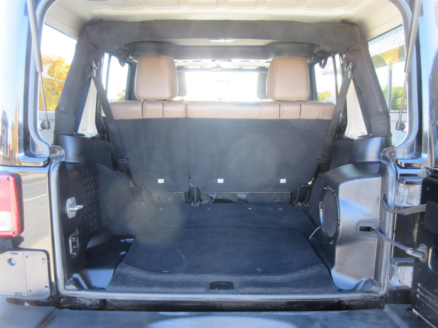 jeep Wrangler Unlimited 2011 - 20