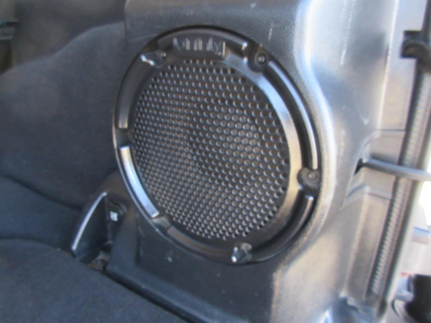 jeep Wrangler Unlimited 2011 - 14