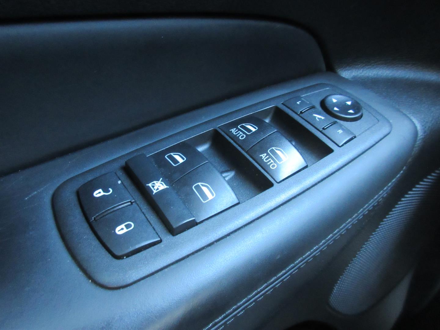 jeep Grand Cherokee 2021 - 25