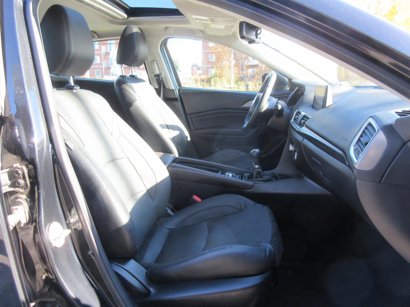 mazda Mazda3 Sport 2018 - 25