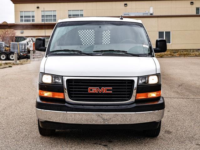 gmc Savana Cargo Van 2023 - 3