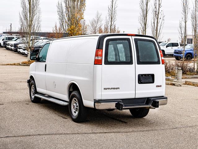 gmc Savana Cargo Van 2023 - 11