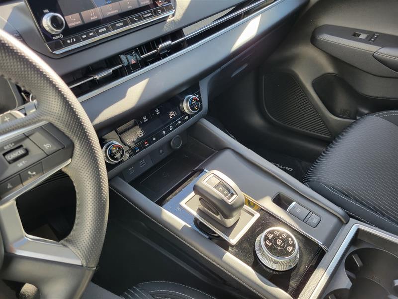 mitsubishi Outlander 2022 - 30