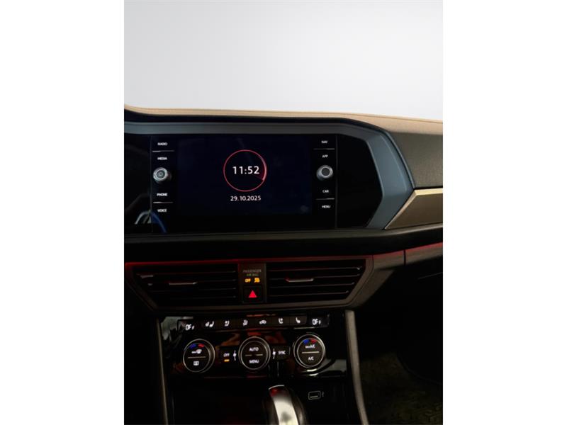 volkswagen Jetta 2019 - 14