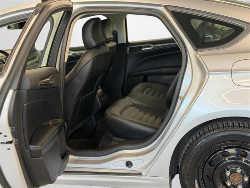 ford Fusion 2017 - 10