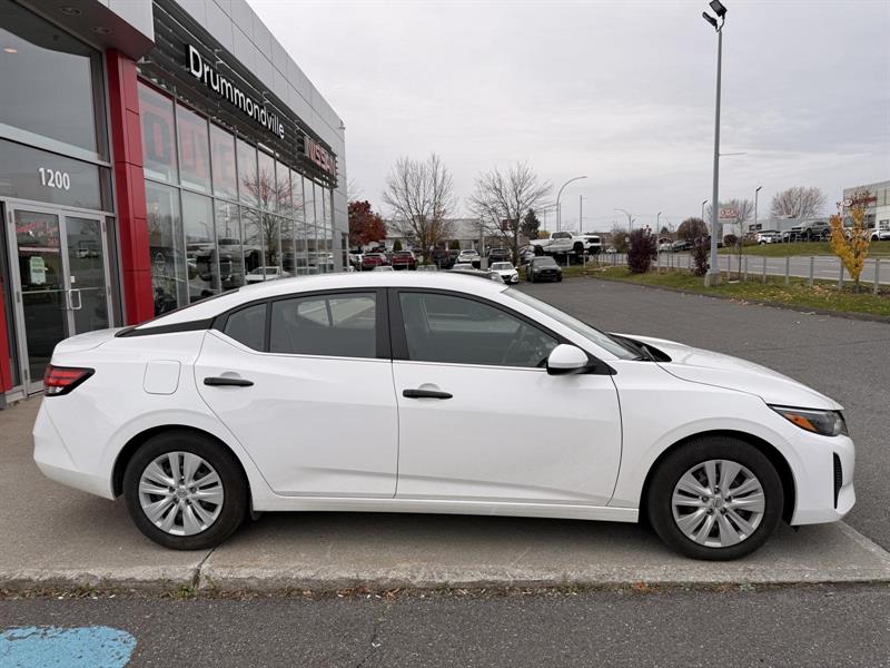 nissan Sentra 2024 - 10