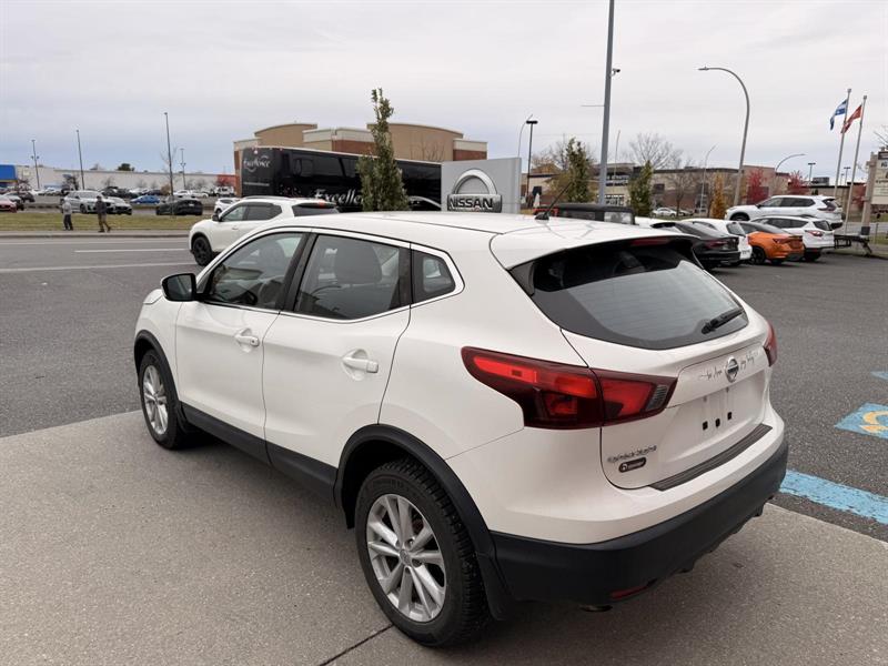 nissan Qashqai 2017 - 6