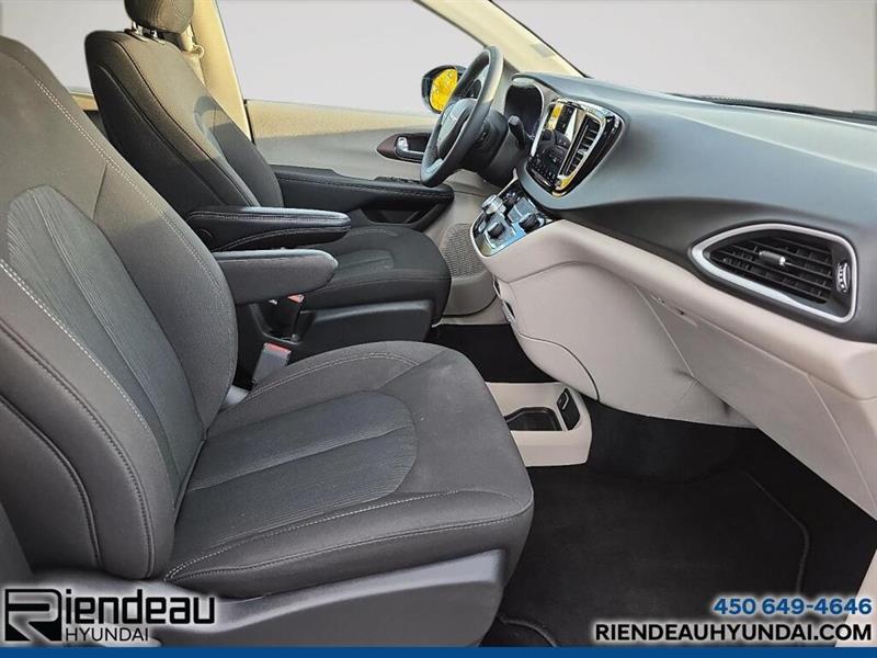 chrysler Grand Caravan 2024 - 10