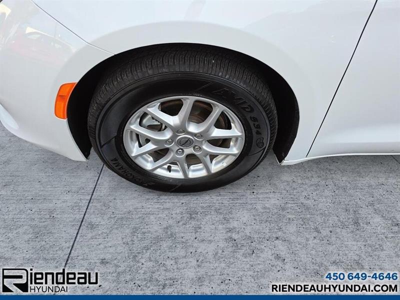 chrysler Grand Caravan 2024 - 7