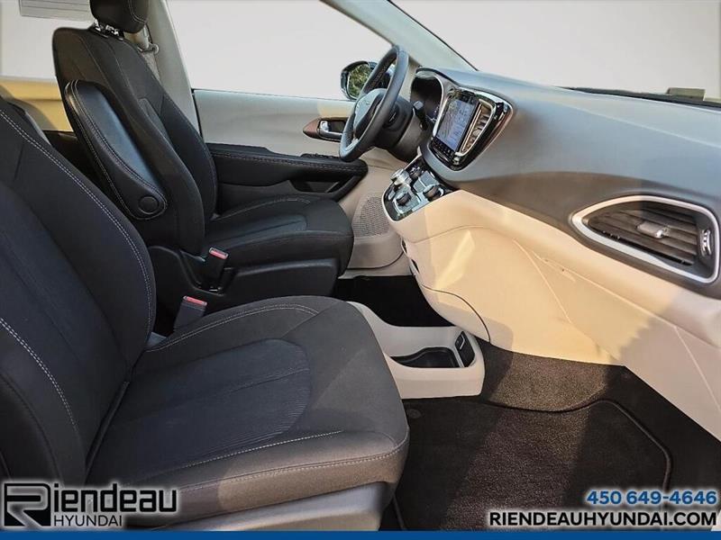 chrysler Grand Caravan 2024 - 10