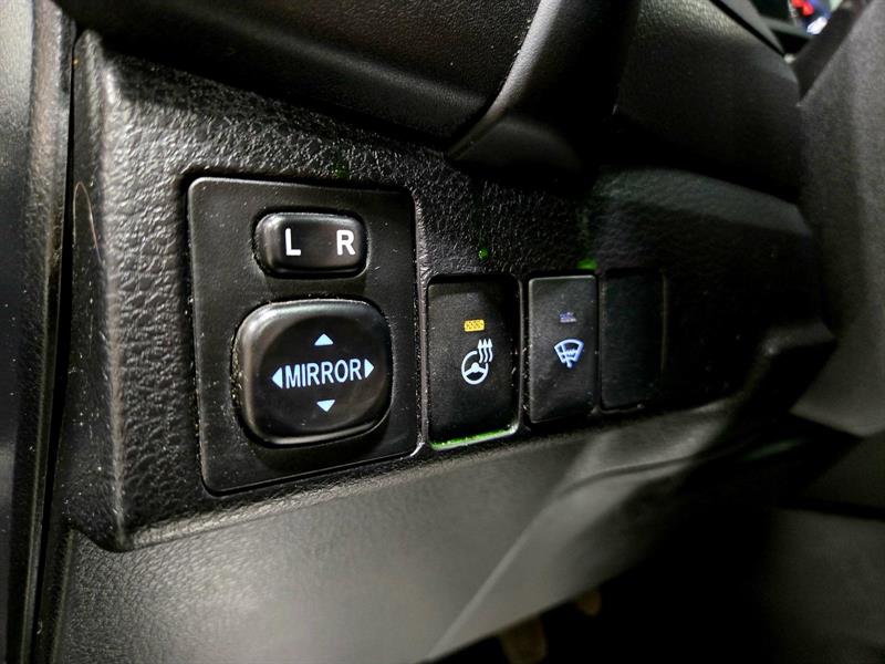 toyota Corolla 2018 - 13