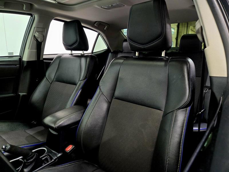 toyota Corolla 2018 - 17