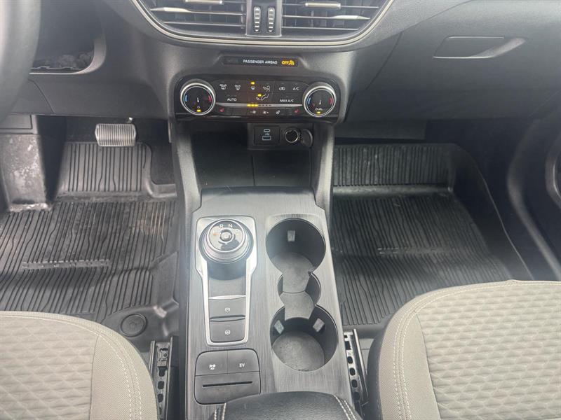 ford Escape 2022 - 11