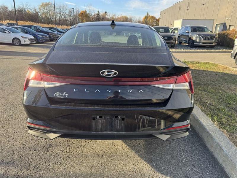 hyundai Elantra 2022 - 4