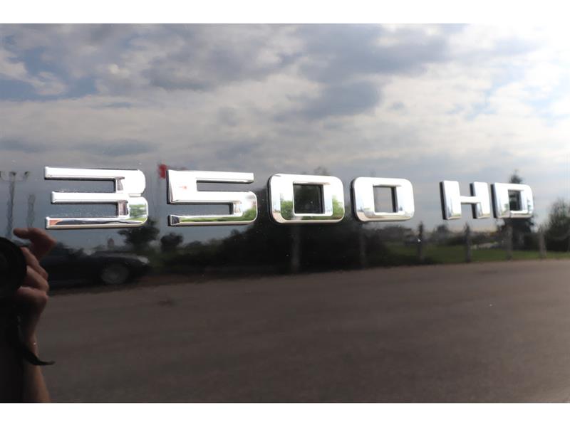 chevrolet Silverado 3500HD 2024 - 42