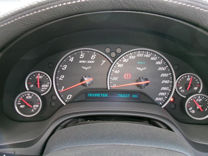 chevrolet Corvette 2011 - 24