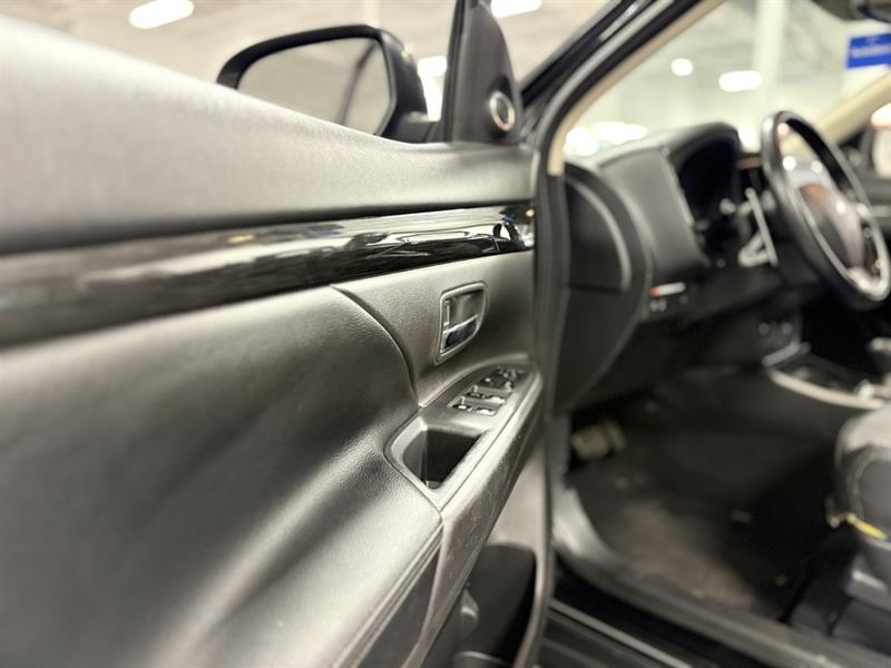 mitsubishi Outlander 2017 - 8