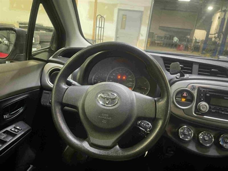 toyota Yaris 2012 - 12