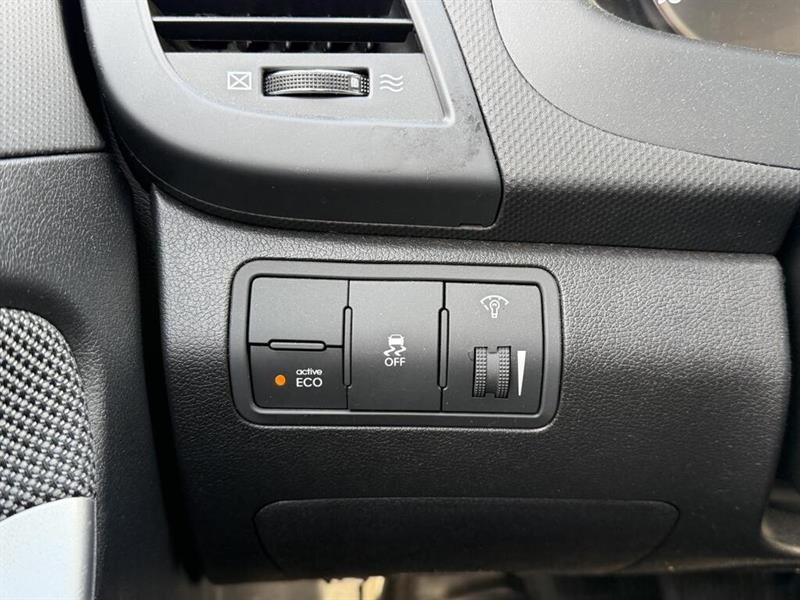 hyundai Accent 2012 - 9