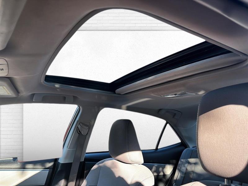 toyota Corolla 2015 - 26