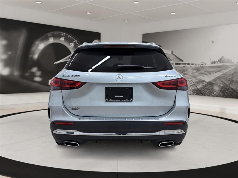 mercedes-benz GLA 2023 - 5