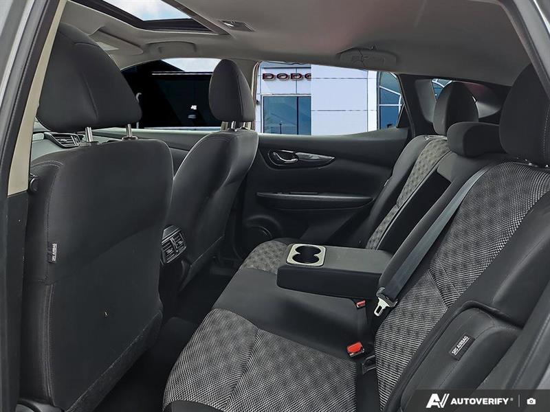 nissan Qashqai 2021 - 23