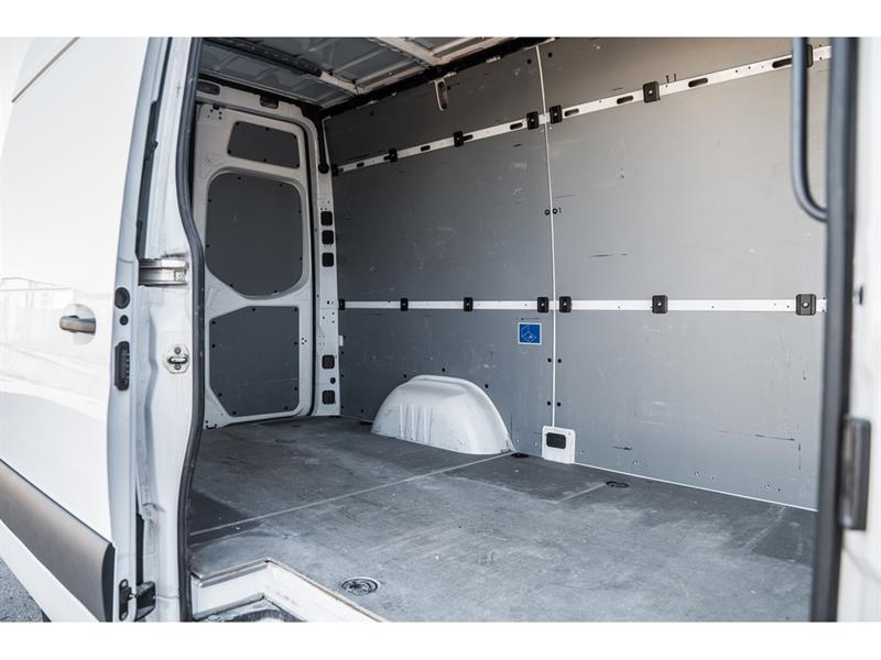 mercedes-benz Sprinter 2022 - 12