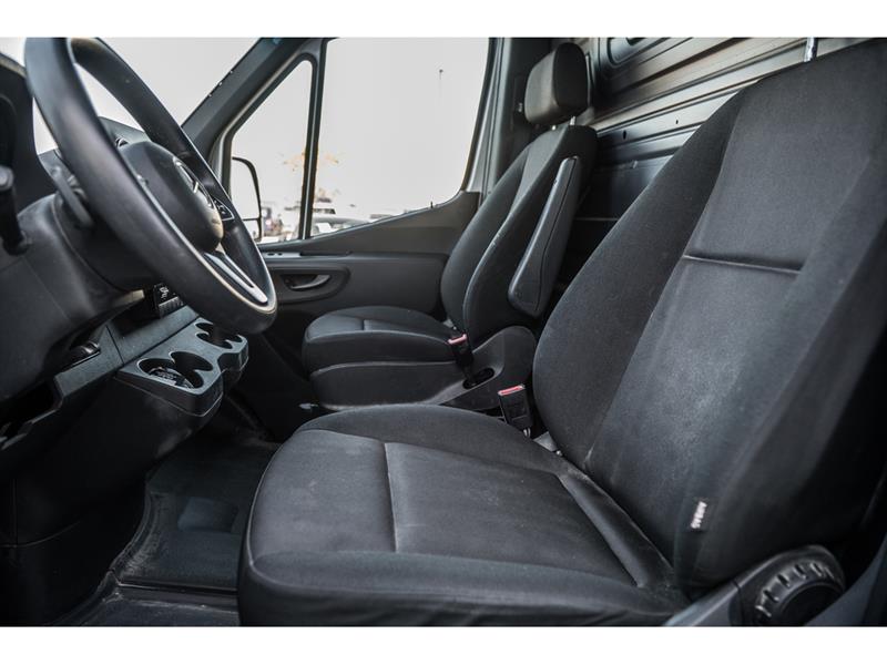 mercedes-benz Sprinter 2022 - 16