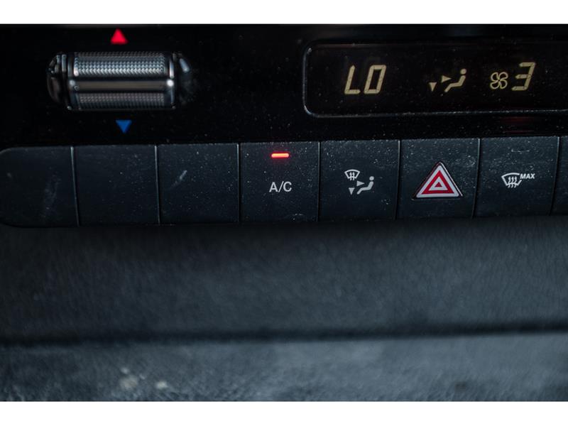 mercedes-benz Sprinter 2022 - 25