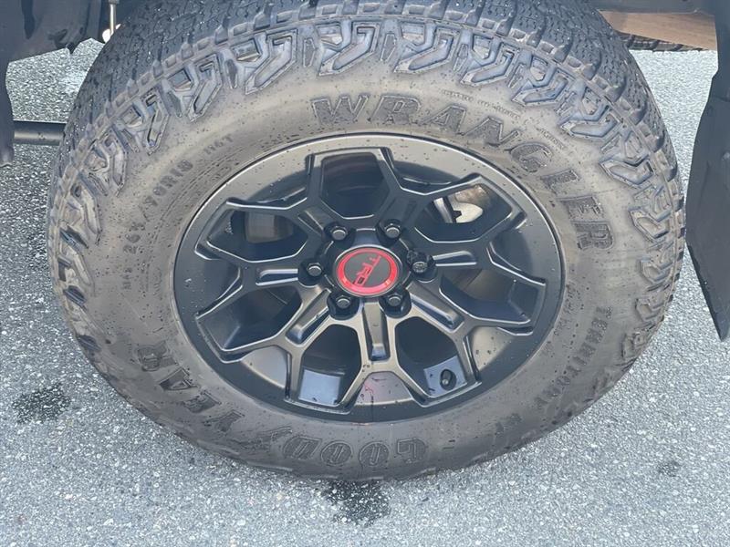 toyota TACOMA HYBRID 2024 - 21